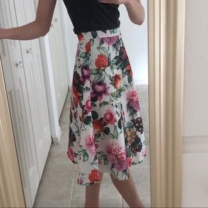 Floral midi skirt